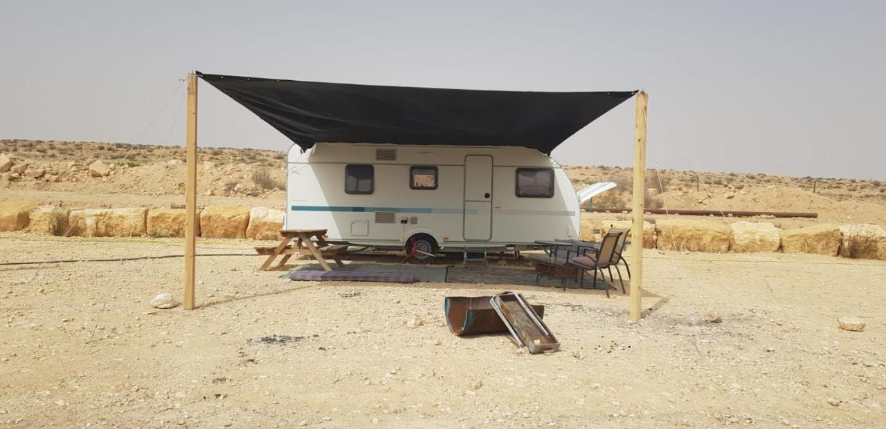 Itav Bateva Caravans - ייטב בטבע קרוואנים Mitzpe Ramon Exterior photo